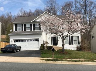 2926 Myrtlewood Dr, Dumfries, VA 22026
