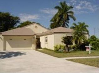 21625 Sutters Ln, Boca Raton, FL 33428