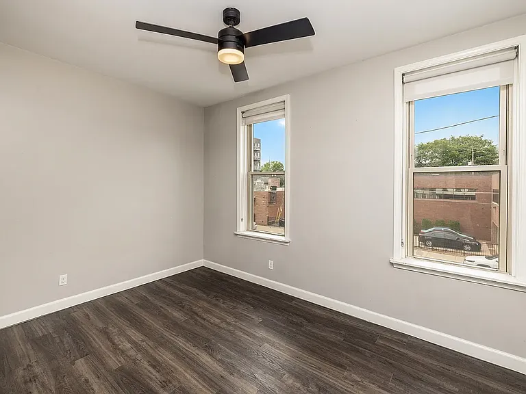920 S 2nd St #202 — Photo 10