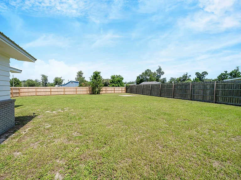 4900 S Lakewood Dr — Photo 38