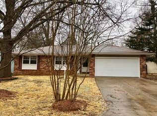 711 S Grandview Ave, Springfield, MO 65802