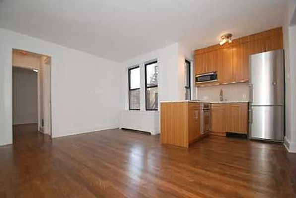 Sold by Buchbinder & Warren | media 9