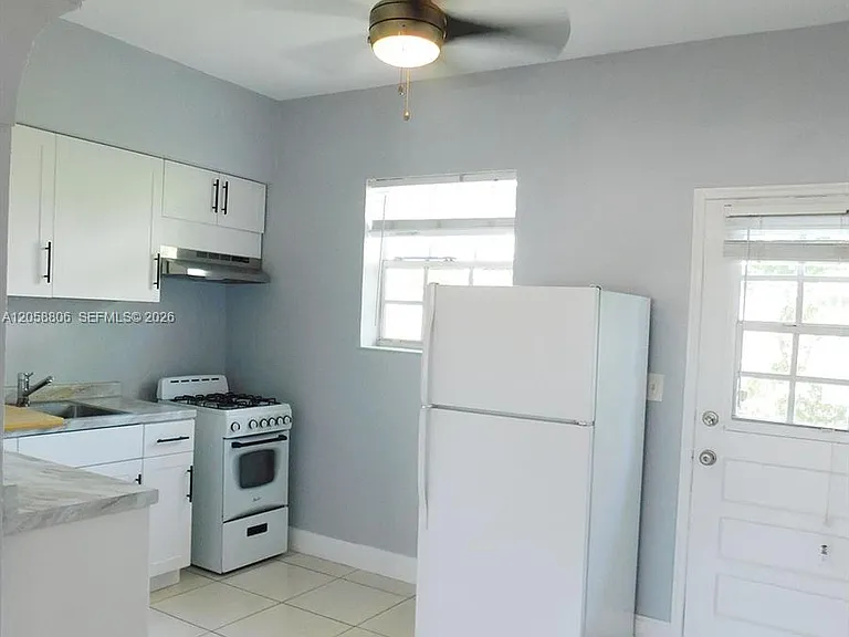 717 Espanola Way #201 — Photo 14