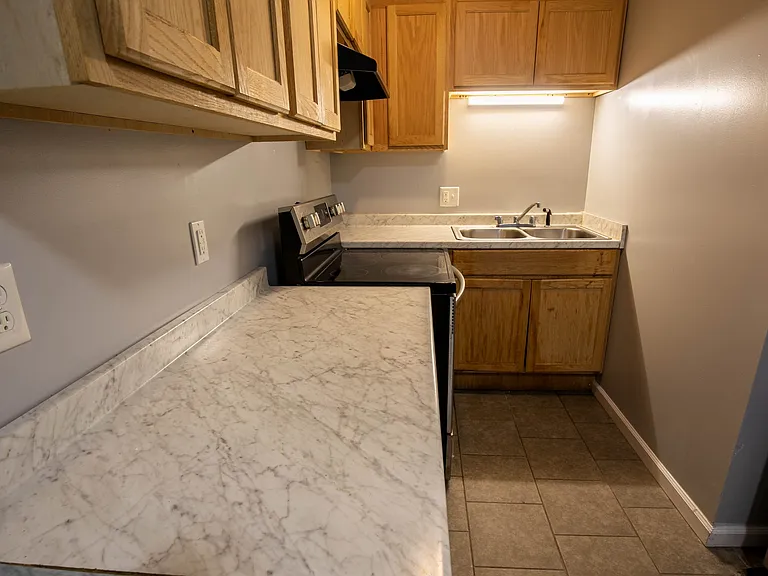 5768 Aftonshire Dr — Photo 4