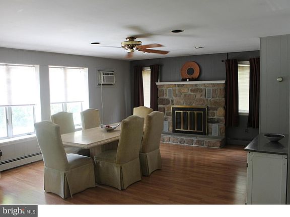 2nd image of 3061 Swamp Rd