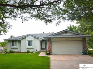 10620 Fowler Ave, Omaha, NE 68134