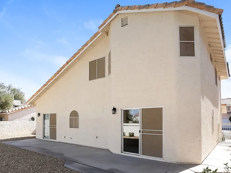 1403 Harmony Hill Dr — Photo 17