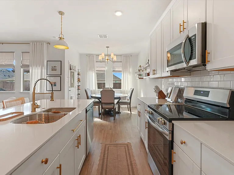 5028 Waterway Dr — Photo 12