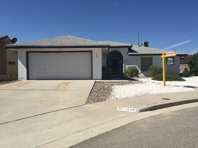 1605 Cezanne Cir