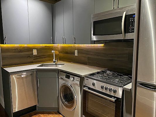 1st image of 413 E 114th St #B