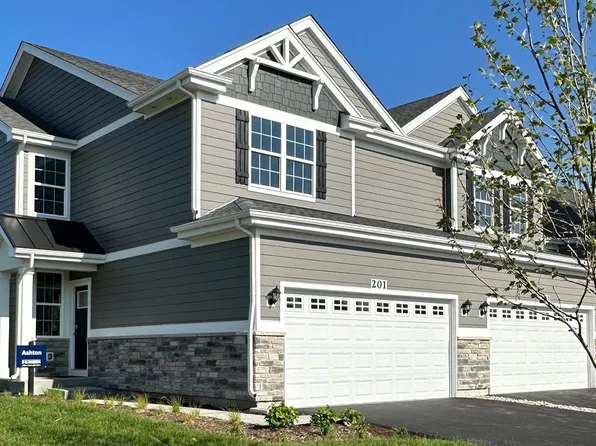 239 Charlestowne Lakes Dr, Saint Charles, IL 60174