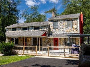 127 Schofield Rd, West Milford, NJ 07480