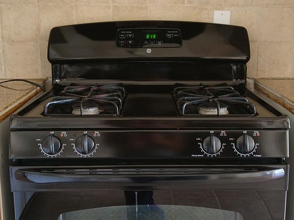 Clean Gas stove with oven.