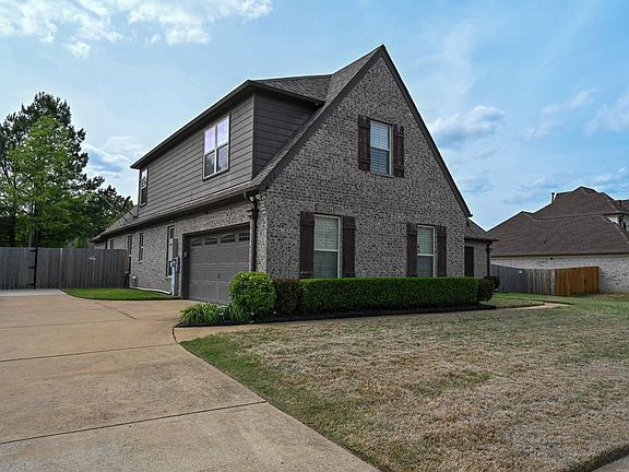 2nd image of 5093 Laurel Springs Dr