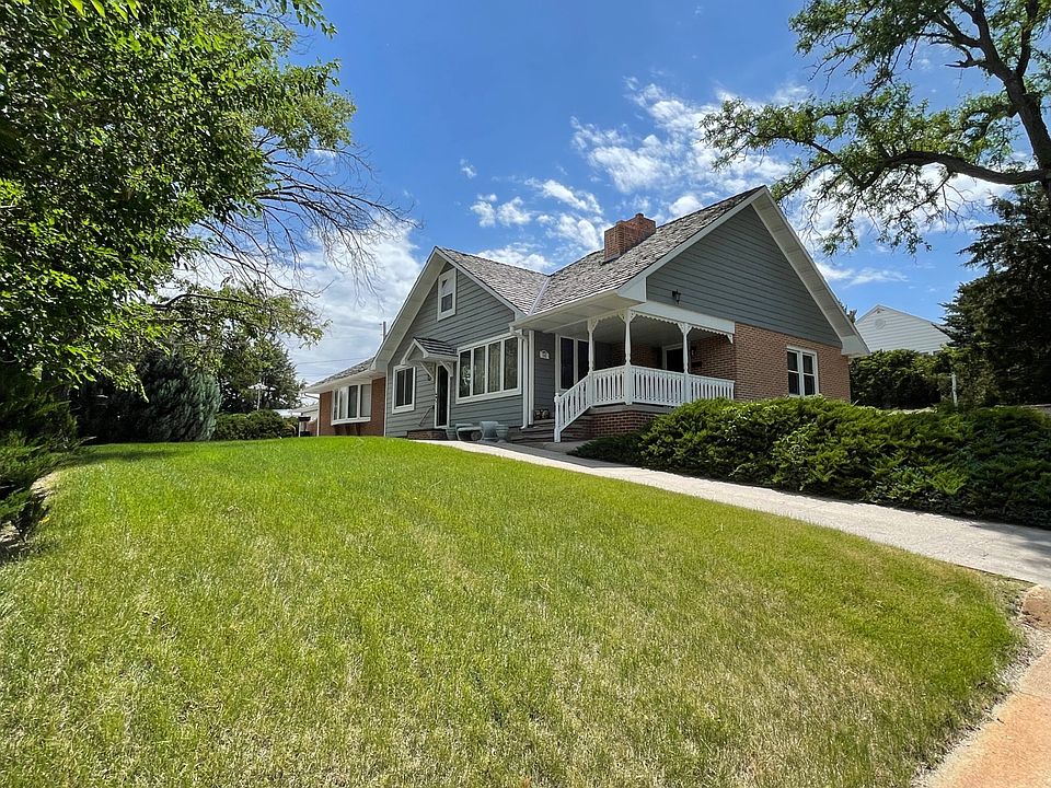 513 6th Ave W, Benkelman, NE 69021 Zillow