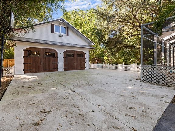 2nd image of 7355 Caloosa Dr