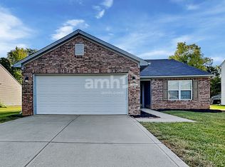 143 Hilltop Farms Blvd, New Whiteland, IN 46184