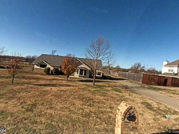 4th image of 1304 Tejas Dr