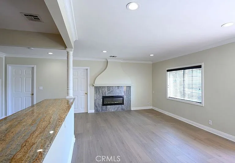 6437 Enfield Ave — Photo 17