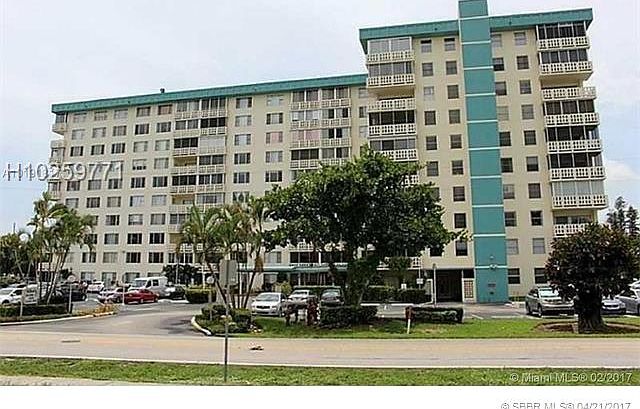 1st image of 4330 Hillcrest Dr APT 211
