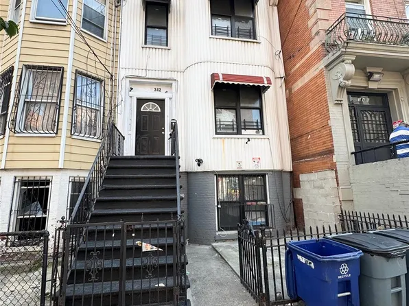 342 E 194th Street, Bronx, NY 10458