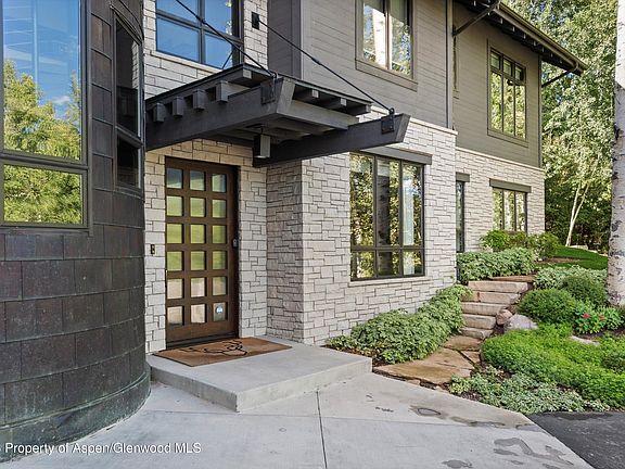 4th image of 32 Elk Ridge Ln