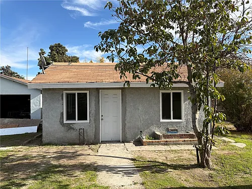 555 Ramona Ave Photo 1