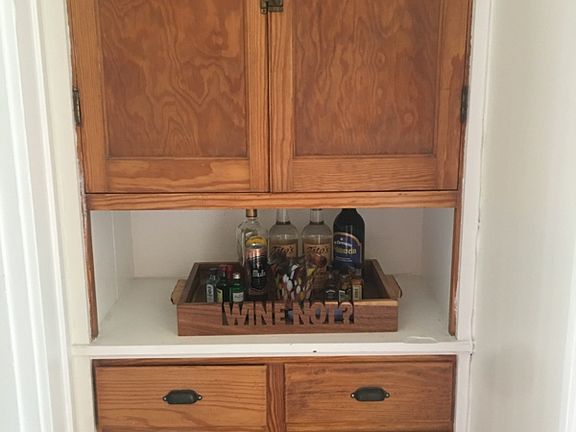 5th image of 3571 Erie Ave #2