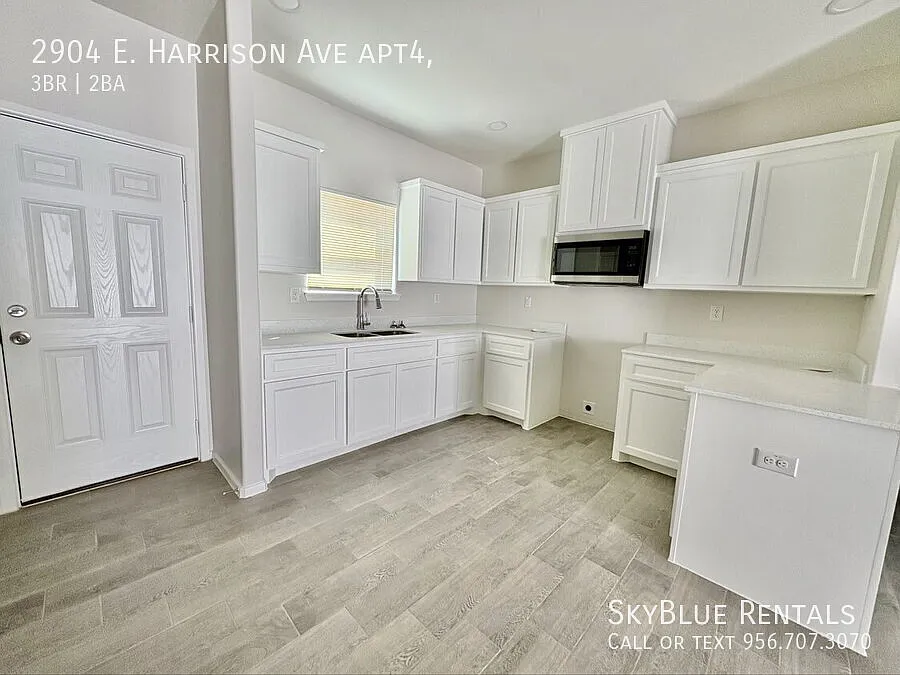 2904 E Harrison Ave #4