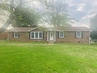 1st image of 300 Copeland Rd