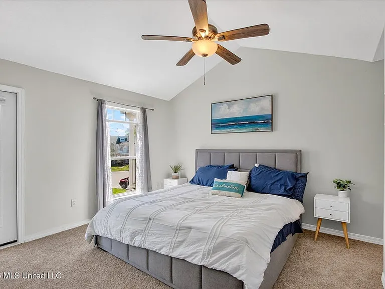 1283 Century Oaks Dr — Photo 5