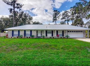 3360 Peacock Ln, Mulberry, FL 33860