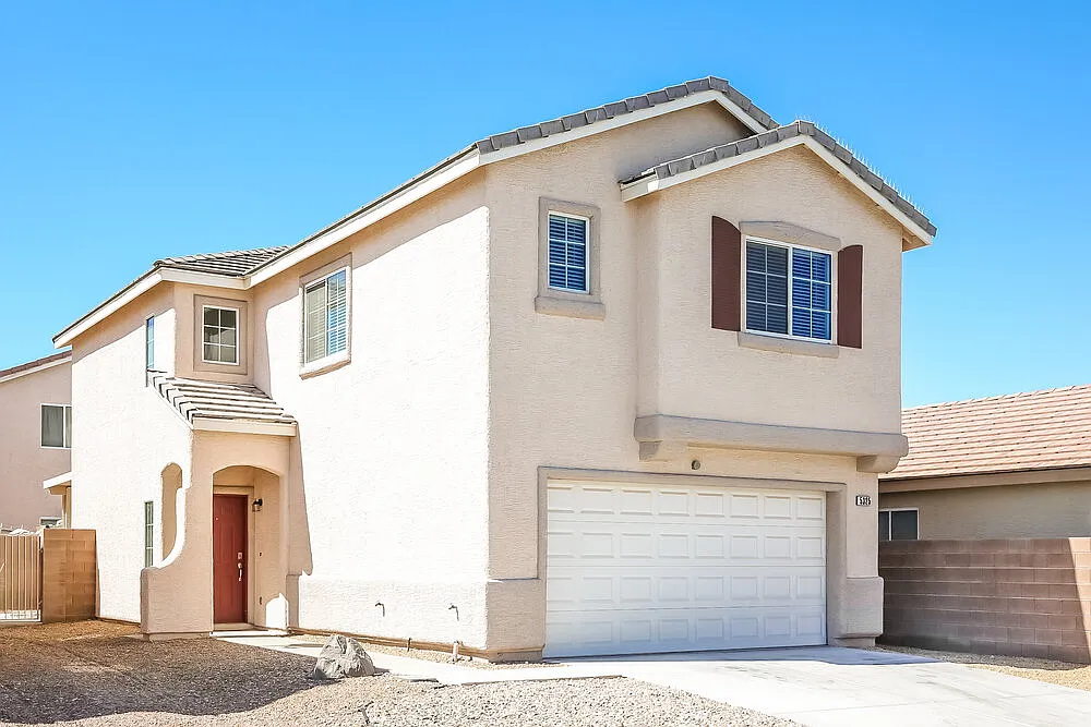 3 bed, 2.5 bath, 1596 sqft, $2,640 — Photo 4