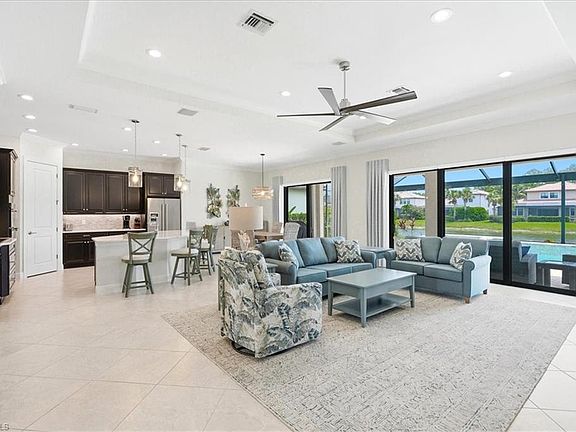 5th image of 4559 Tamarind WAY