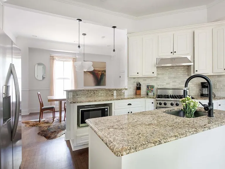 935 Greenwood Ave NE #A — Photo 41