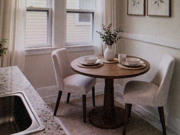 5th image of 2041 Elbur Ave #1