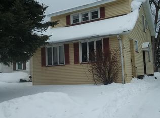 90 Chippendale Rd, Rochester, NY 14616