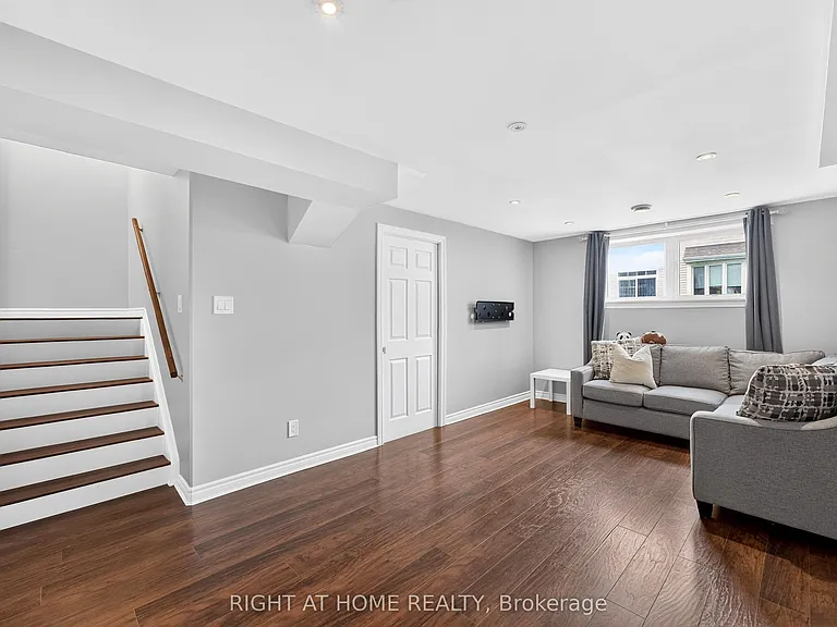 116 Conifer Creek Cir — Photo 30