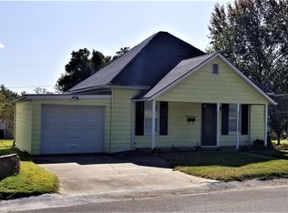 3113 Marsh Ave, Hannibal, MO 63401