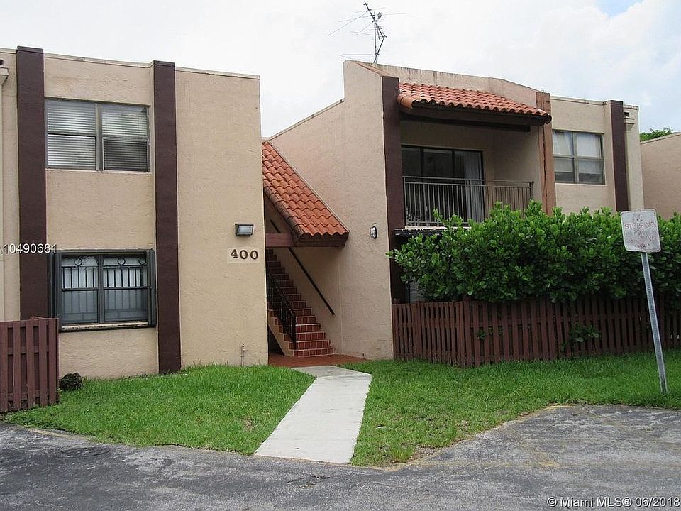 1st image of 400 W Park Dr APT 206