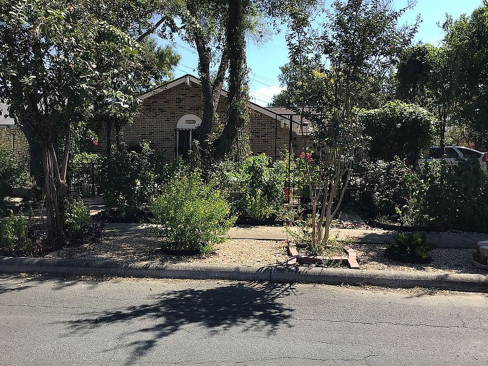 1st image of 12238 La Charca St