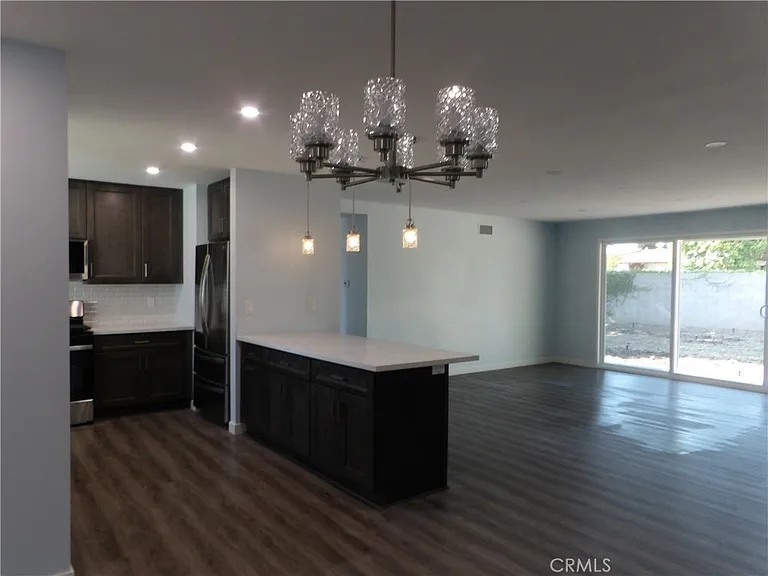 2737 Burly Ave — Photo 16