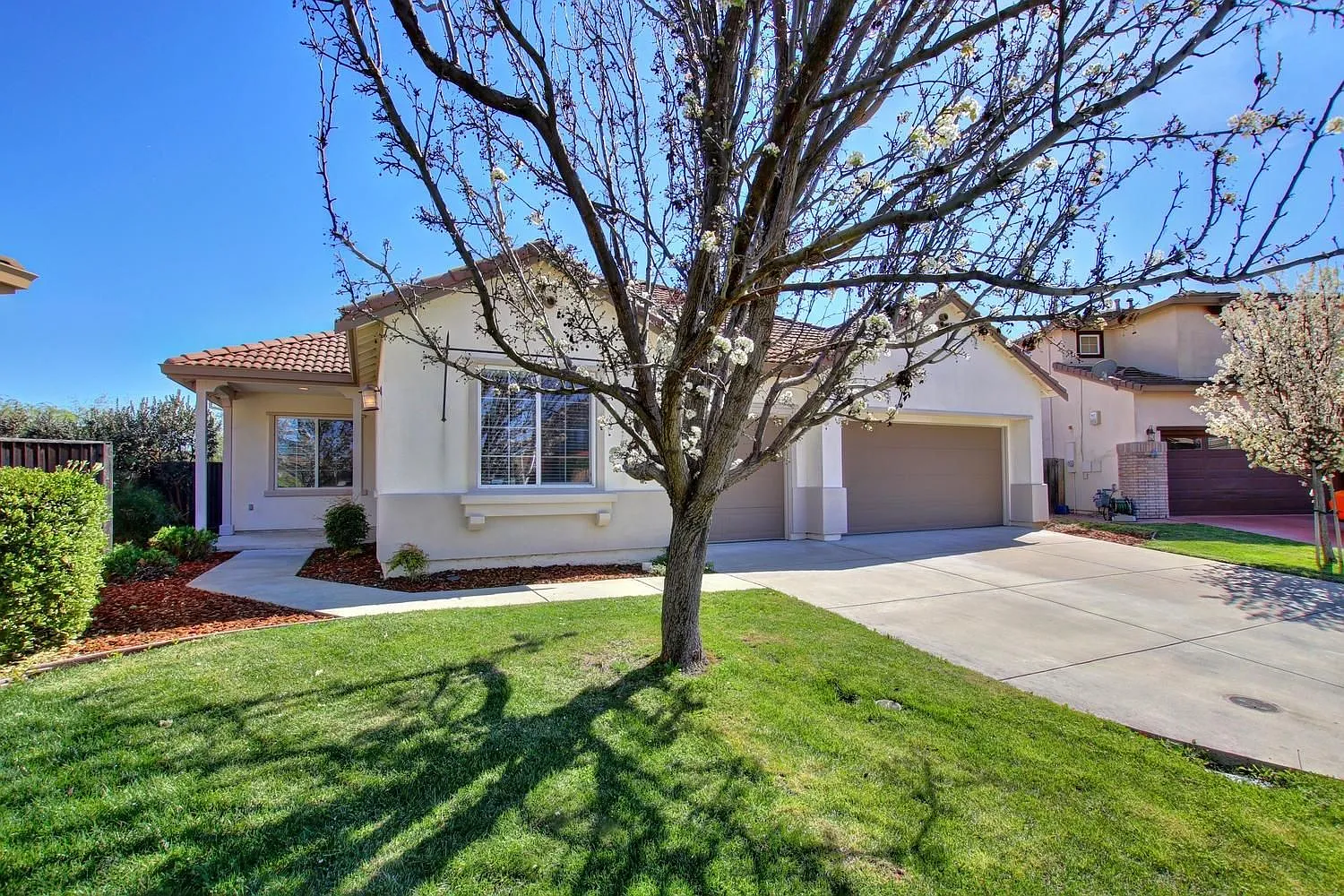 3535 Dorena Pl photo 1
