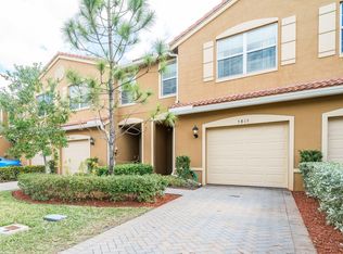 5815 Monterra Club Dr, Lake Worth, FL 33463