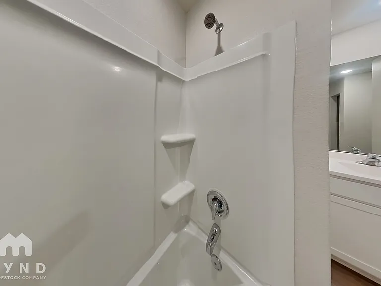 10397 Sweetwater Creek Dr — Photo 16