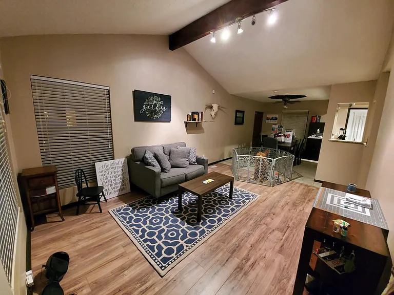 2757 Clermont Pl — Photo 2