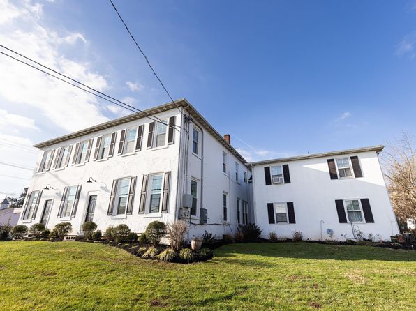 203 Gravel Pike APT G