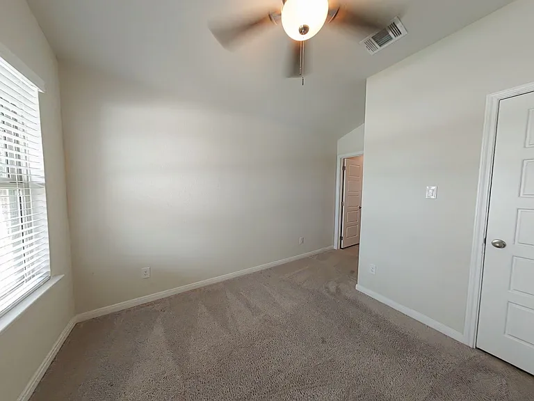 3205 Junction Bay — Photo 4