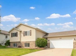 4919 3rd St NW, Rochester, MN 55901