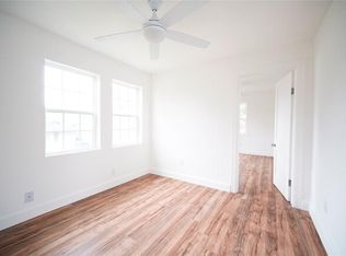 908 Eleanor St #B, Houston, TX 77009